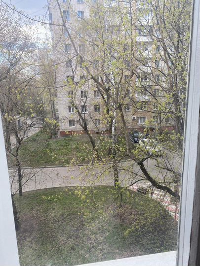 Комната 10,5 м² в 2-к., 3/9 эт.