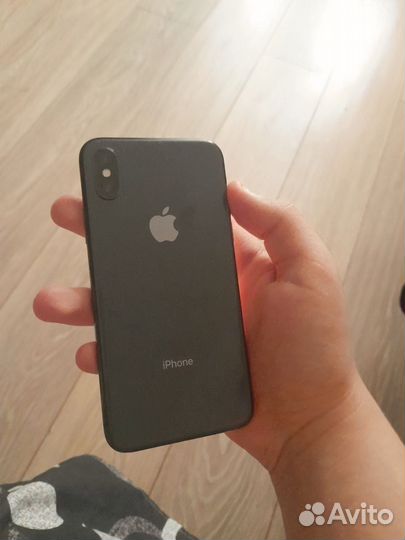 iPhone X, 64 ГБ