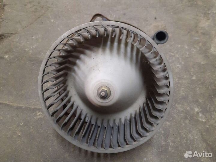 Моторчик печки mazda 626 3 GD