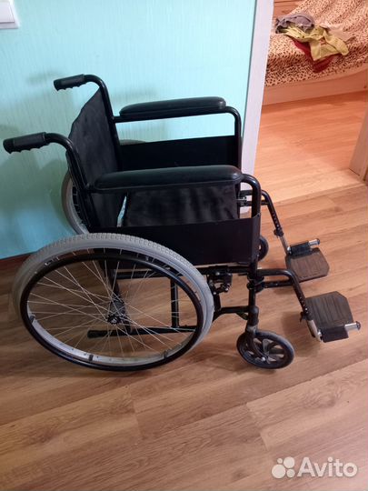 Инвалидная коляска