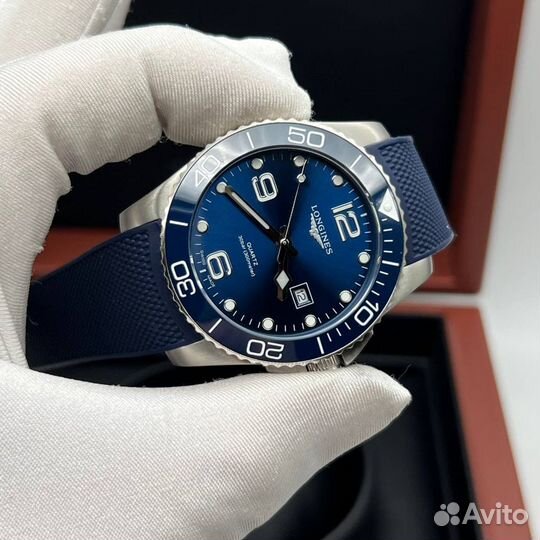 Часы Longines Hydro Conquest