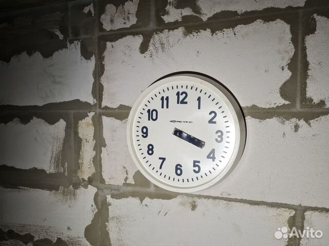 Часы настенные ссср. Привезу бесплатно