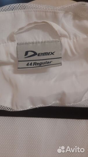 Ветровка женская