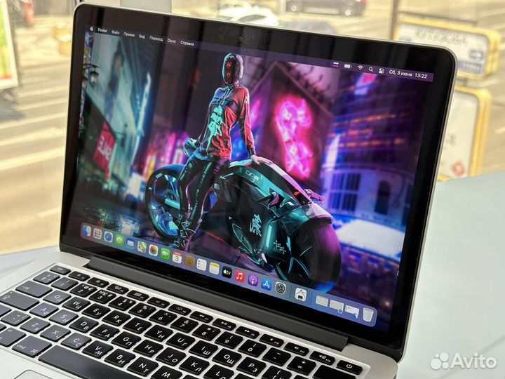 Macbook pro 13 Retina 2014 год 8Гб Core i5 16Ц