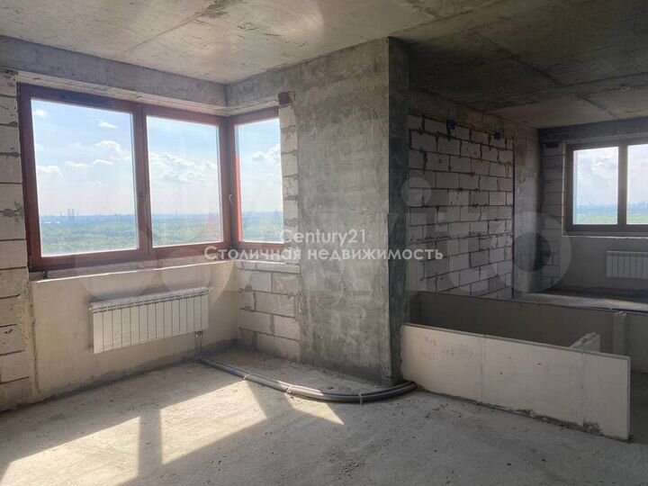 3-к. квартира, 84 м², 18/24 эт.