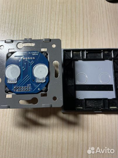 Выключатель livolo vl c702r 11