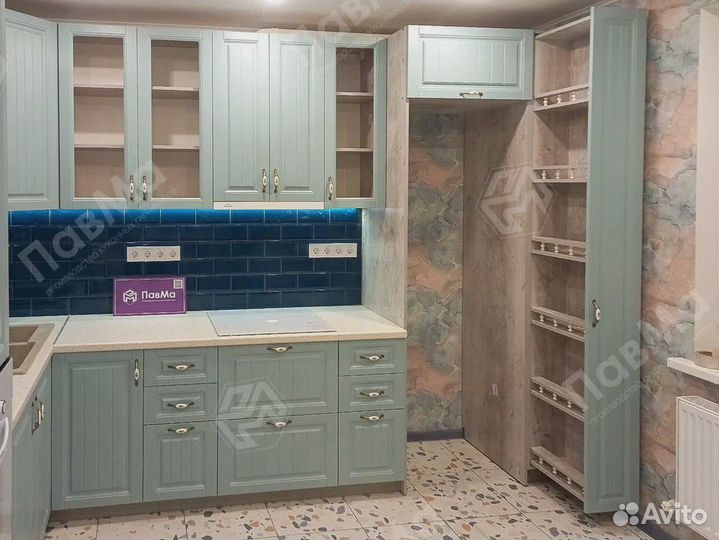 Кухонный гарнитур фабричное производство