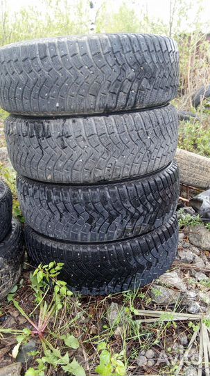 Michelin Agilis 71/180 R15