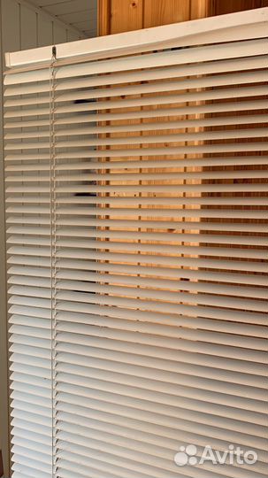 Продам жалюзи горизонтальные