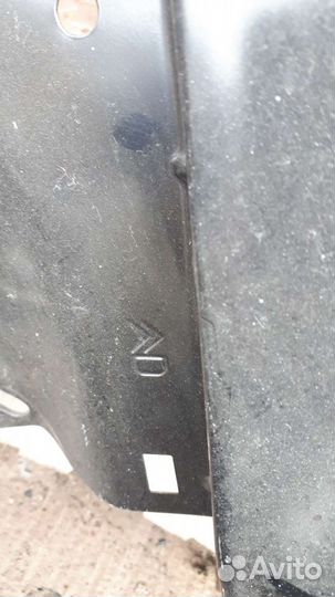 Правое заднее крыло Ситроен с4 5 дверный