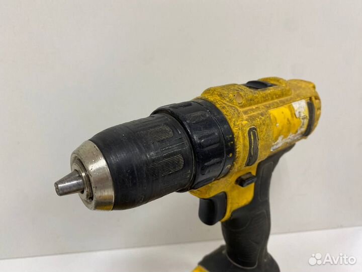 Шуруповерт Dewalt DCD710-KS