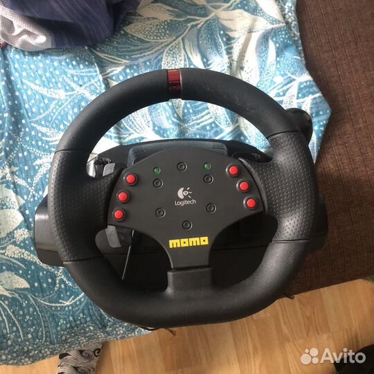 Руль Logitech momo racing