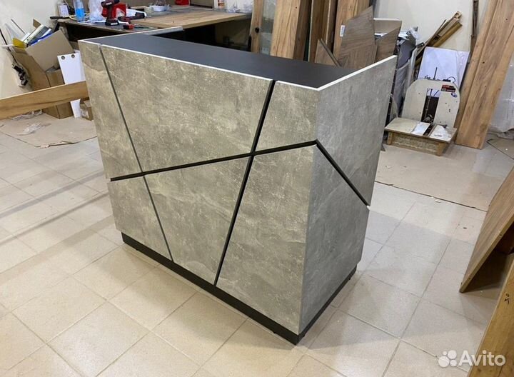 Стойка Ресепшен