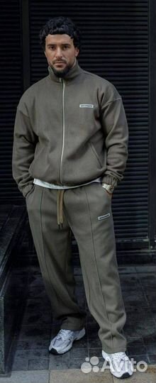 Спортивный костюм мужской