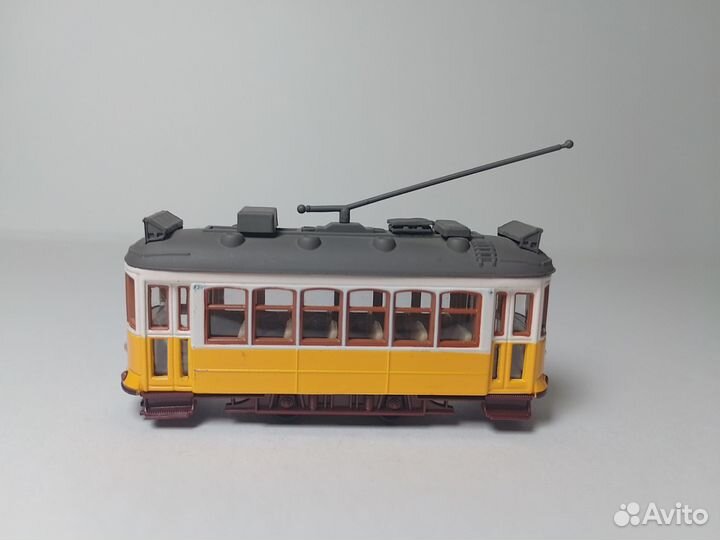 Lisbon Traditional Tramway 1:87