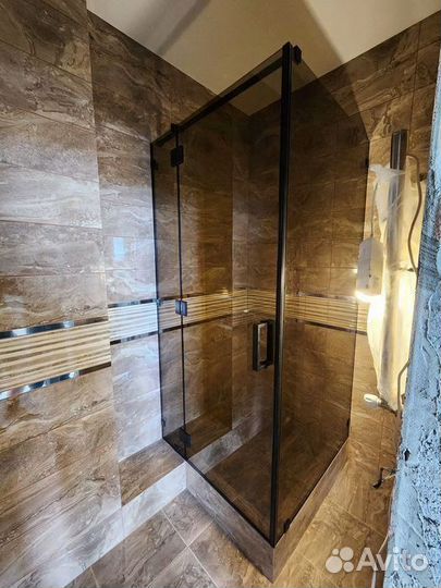 Стеклянная перегородка в ванную