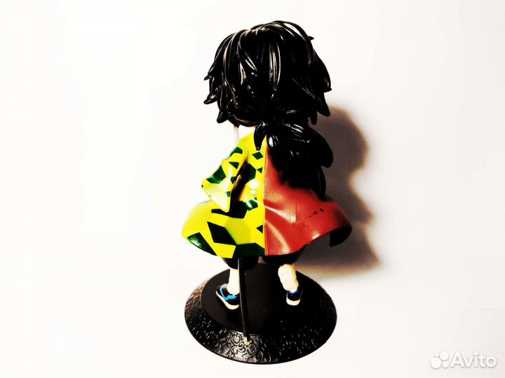 По аниме клинок рассекающий демонов