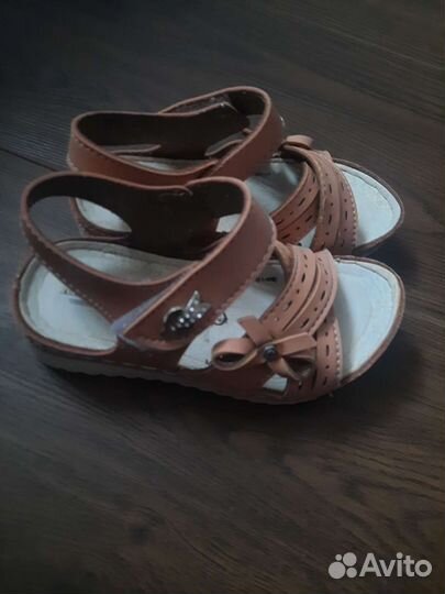 Туфли для девочки 27 размер