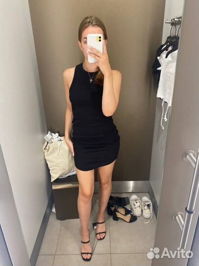 Черное платье мини