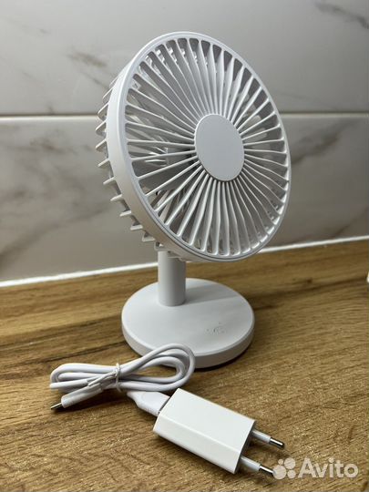 Вентилятор настольный от сети с аккумулятором