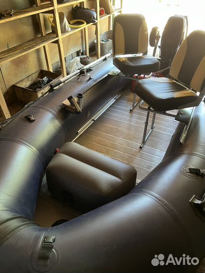 Лодка nissamaran