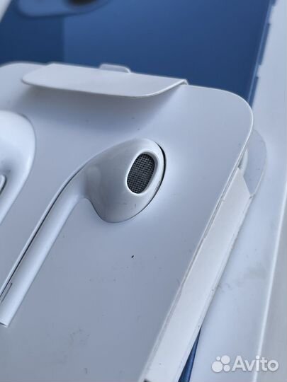 Наушники на iPhone оригинальные новые