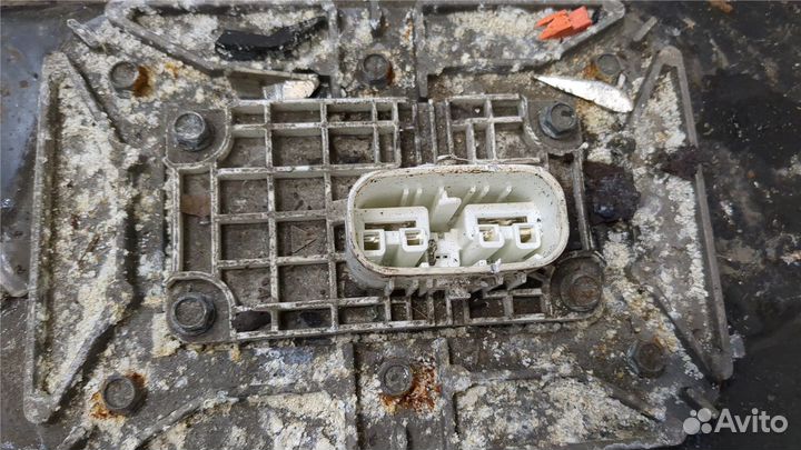 Высоковольтная батарея Nissan Leaf, 2014