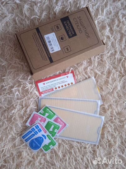 Защитное стекло и чехол на Honor 8x