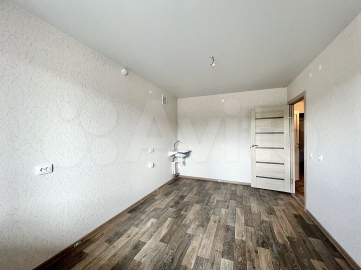 2-к. квартира, 90,2 м², 4/12 эт.