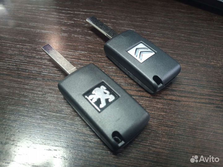 Корпус ключа Пежо / Цитроен