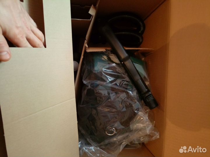 Пылесос Макита акумуляторный ранцевый