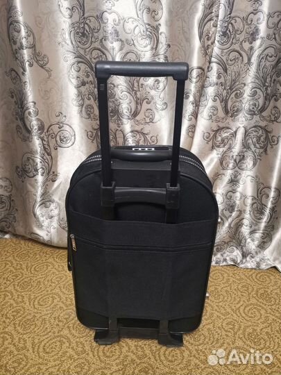 Чемодан на колесах бу маленький