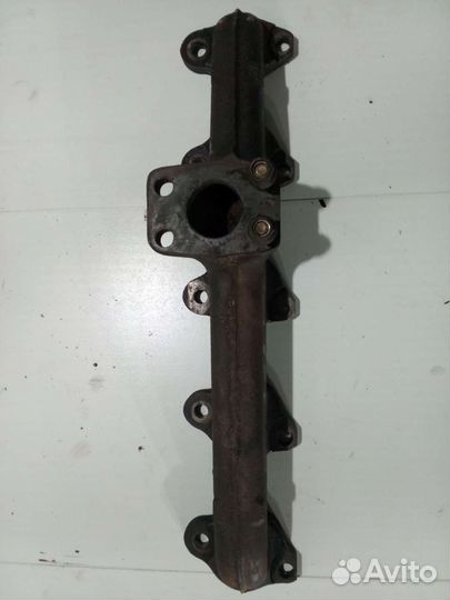 Коллектор выпускной Volvo V50 1.6 дизель D4164T