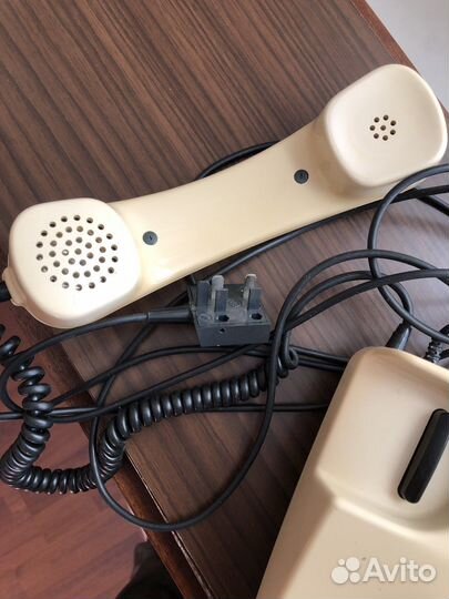 Телефон кнопочный стационарный