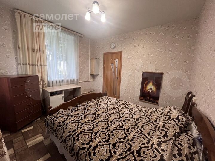 3-к. квартира, 64 м², 1/2 эт.