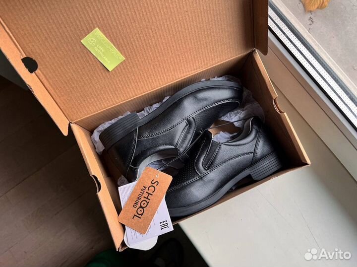 Новые туфли школьные 35 35р для мальчика черные