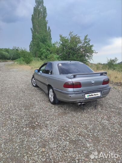 Opel Omega 2.5 AT, 1994, 370 000 км