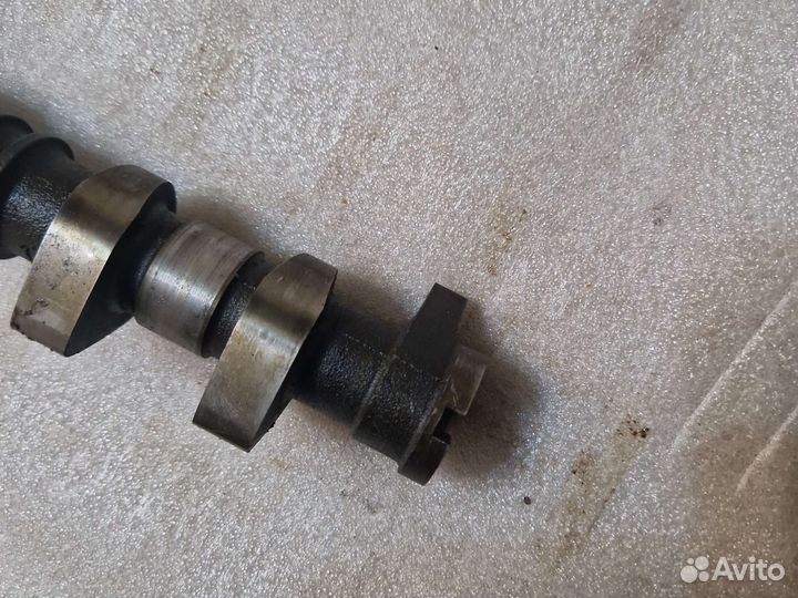 Распредвал мазда LF17 421