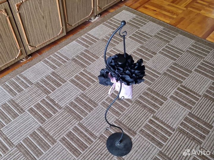 Кованая подставка-вешалка для зонта