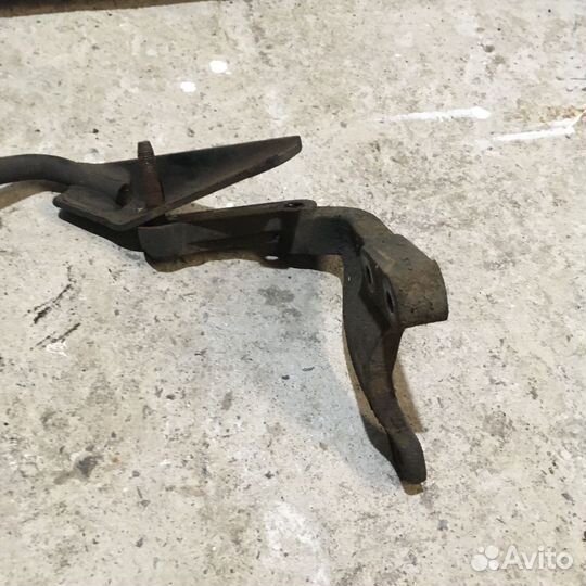 Кронштейн двигателя Дэу Матиз