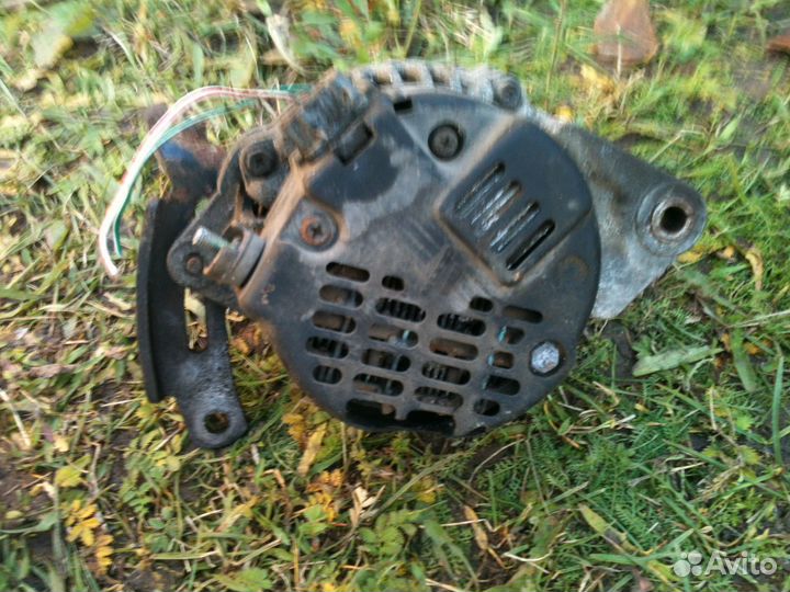 Генератор Киа Рио 2004г. 1,5л