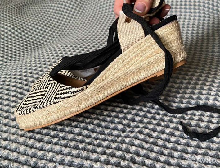 Босоножки H&M