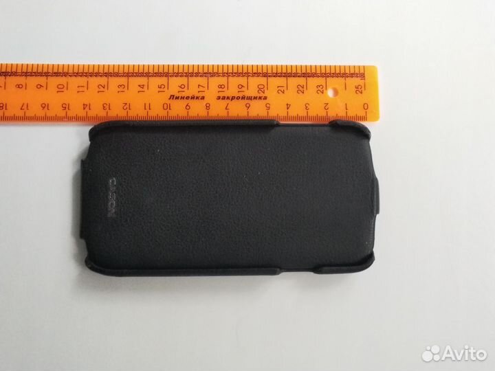 Чехлы на телефон