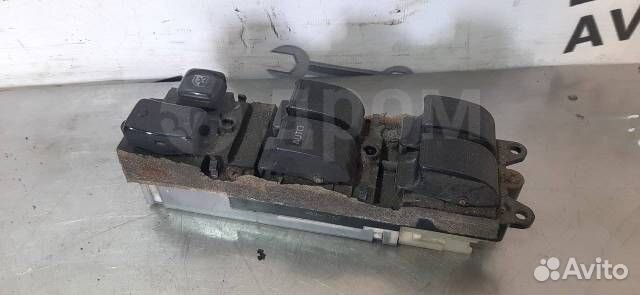 Блок управления стеклоподъемниками Toyota Camry