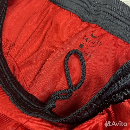 Шорты Nike