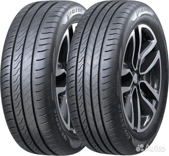 Viatti Strada 2 (V-134) 215/55 R17 98W
