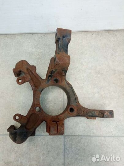 Ступица передняя правая Opel Astra G 24443538