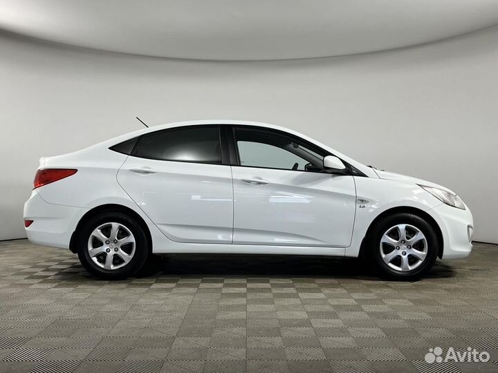 Hyundai Solaris 1.6 AT, 2013, 119 678 км