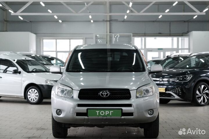 Toyota RAV4 2.0 AT, 2006, 265 000 км