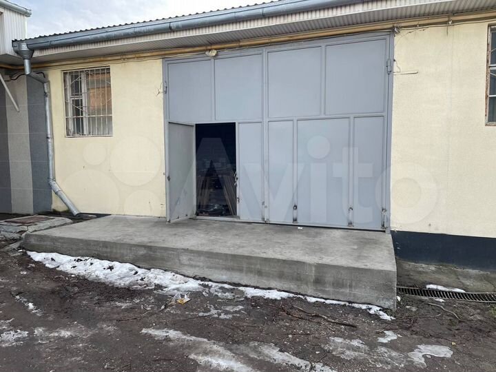 Склад, 300 м²